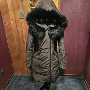 Noize Women's Dark Green Puffer Coat with Faux Fur Hood size small